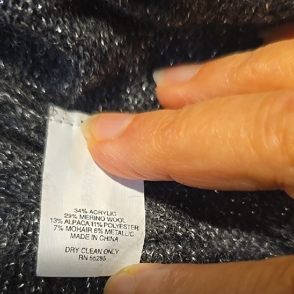 Express Black and Gray V-Neck Sweater S - Picture 4 of 4